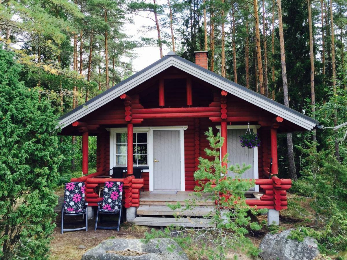Tamminiemen Lomamoekit Vila Kustavi Exterior foto